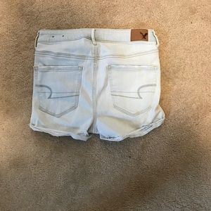 American Eagle Outfitters High-Rise shorts